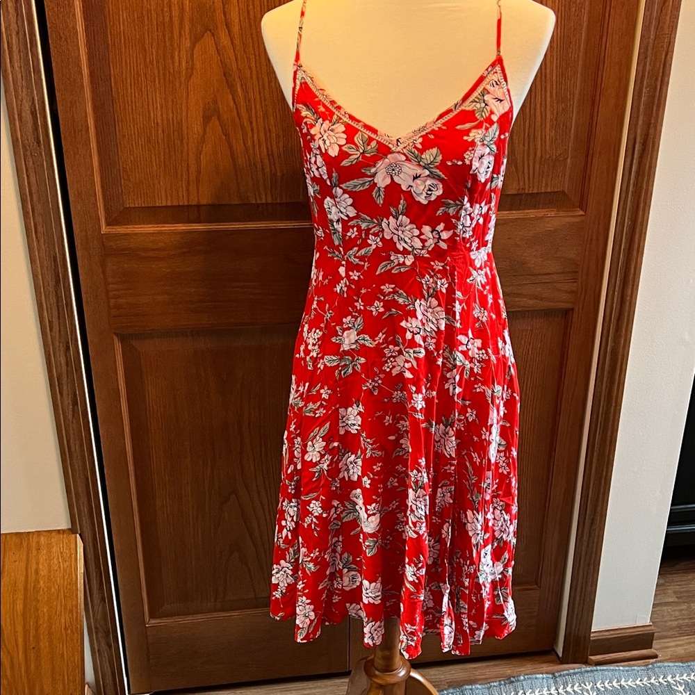Lulu's Red Floral Midi Dress